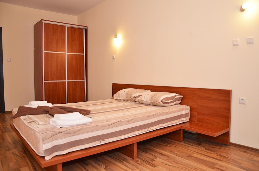 Ivtour Apartments In Yalta Complex Золоті Піски Номер фото