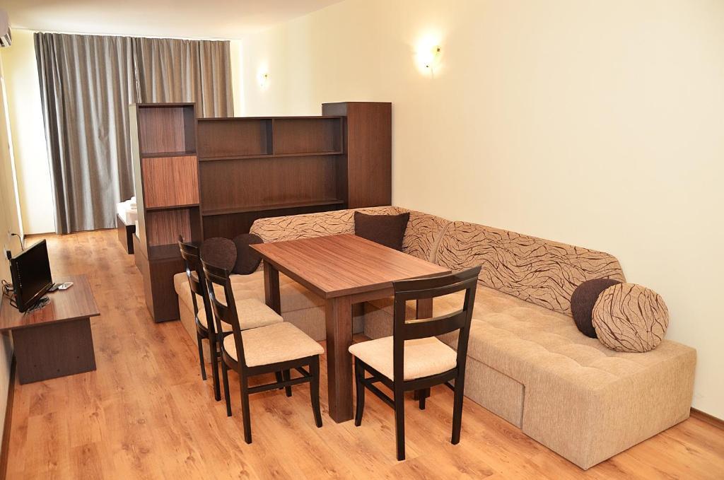 Ivtour Apartments In Yalta Complex Золоті Піски Номер фото